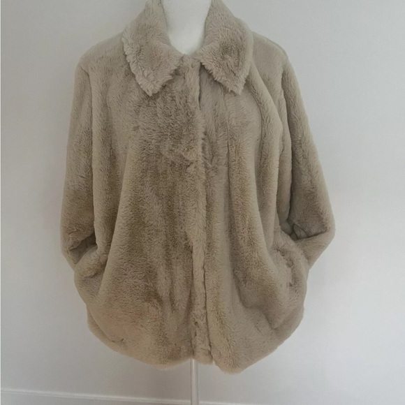 J Jill Faux Four Beige/iwory/ Oatmeal Teddy Size LP Coat  New $169 - Picture 3 of 5